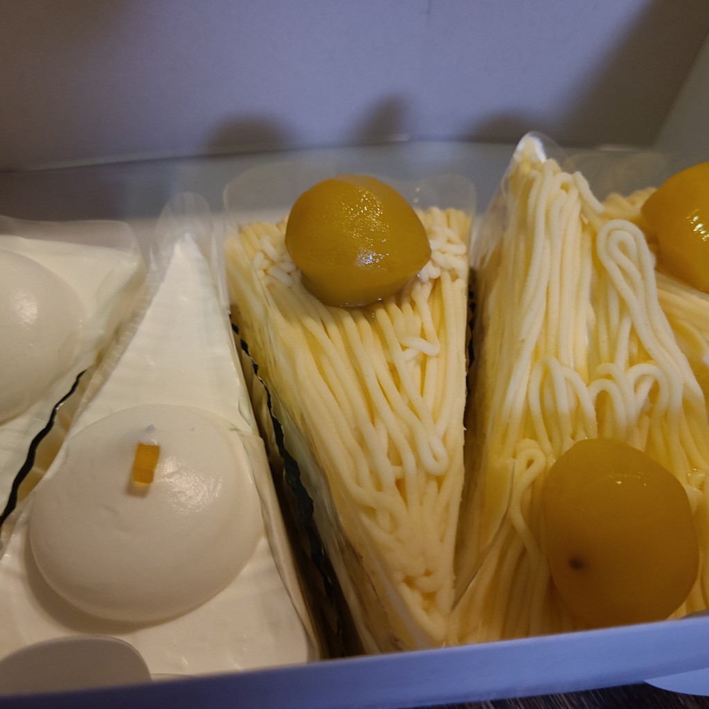 ユーザーが投稿したケーキ各種の写真 - 実際訪問したユーザーが直接撮影して投稿した本宮ケーキひまわり菓子店の写真
