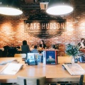 実際訪問したユーザーが直接撮影して投稿した西新宿カフェCAFE HUDSON 新宿ミロード店の店舗内部の雰囲気写真