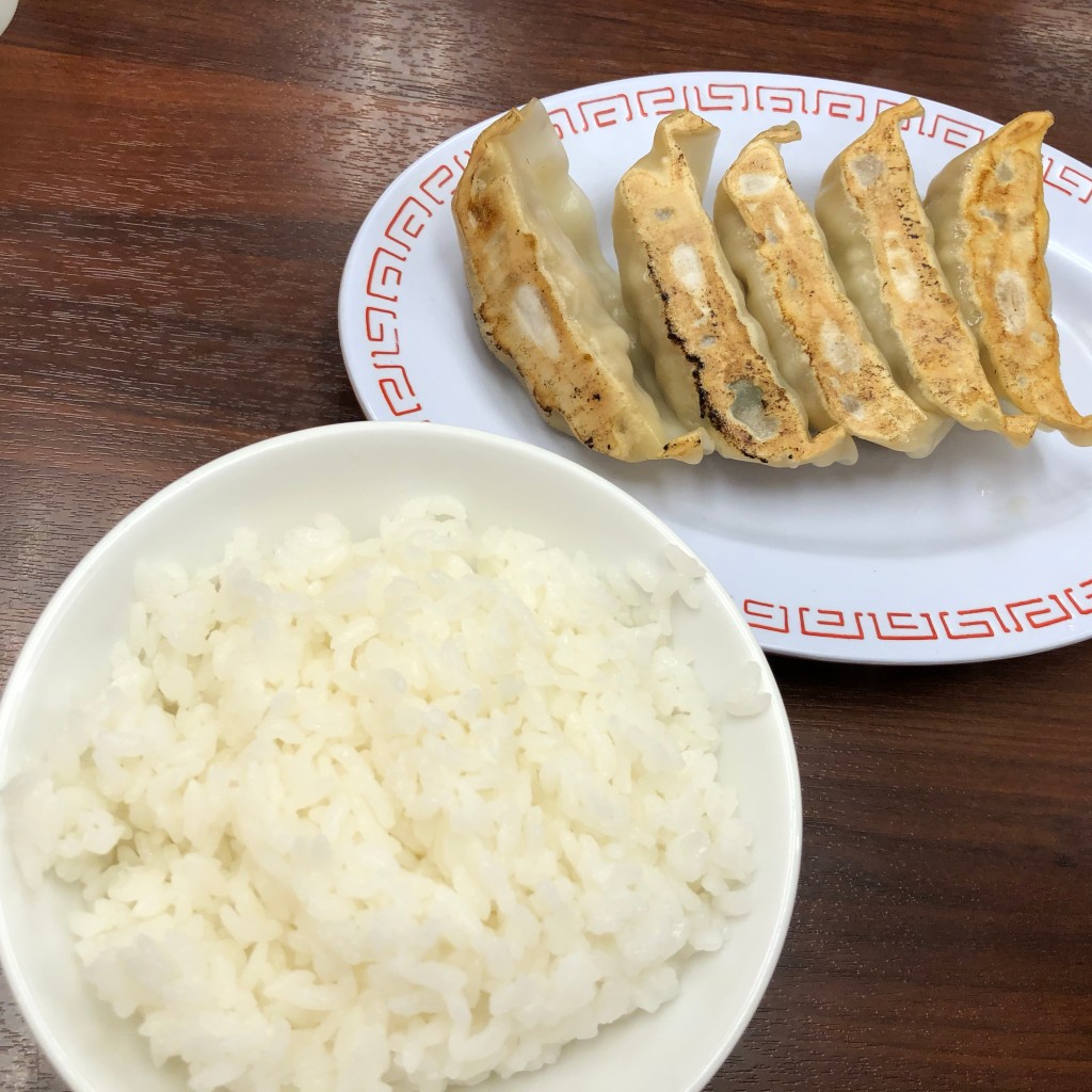 ユーザーが投稿した餃子定食の写真 - 実際訪問したユーザーが直接撮影して投稿した広路町ラーメン専門店ラーメン魁力屋 豊田店の写真