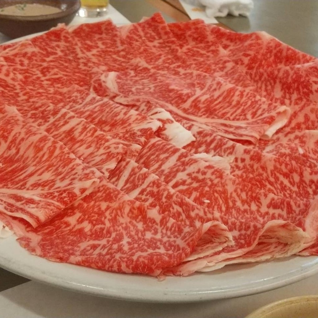 ユーザーが投稿したしゃぶしゃぶ(和牛霜降肉)の写真 - 実際訪問したユーザーが直接撮影して投稿した本町しゃぶしゃぶ木曽路 船橋北口店の写真