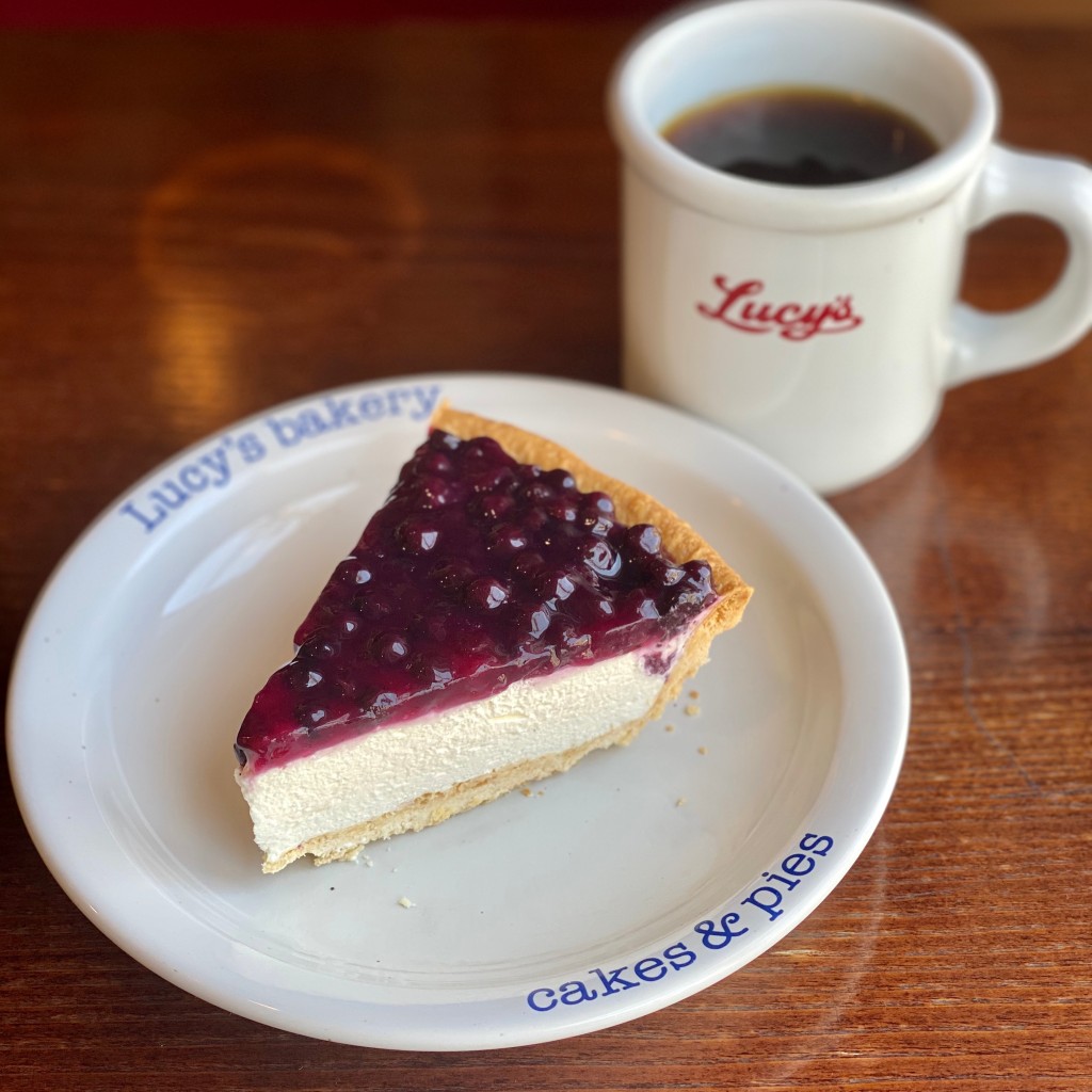 ユーザーが投稿したBlueberryCheesePieの写真 - 実際訪問したユーザーが直接撮影して投稿した洋食ルーシーズベーカリーの写真