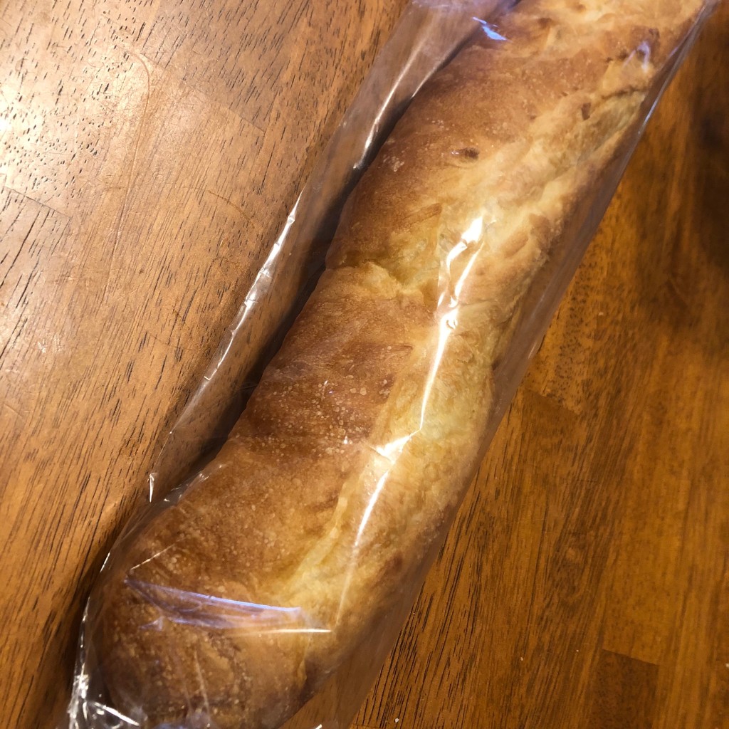 ユーザーが投稿したフランスパンの写真 - 実際訪問したユーザーが直接撮影して投稿した明野北ベーカリーベーカーシェフ明野店の写真