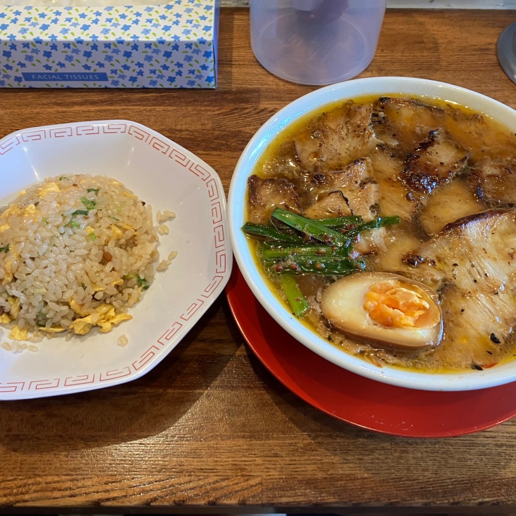 ユーザーが投稿した焼豚ラーメンの写真 - 実際訪問したユーザーが直接撮影して投稿した堀切ラーメン専門店焼豚ラーメン 三條 葛飾店の写真