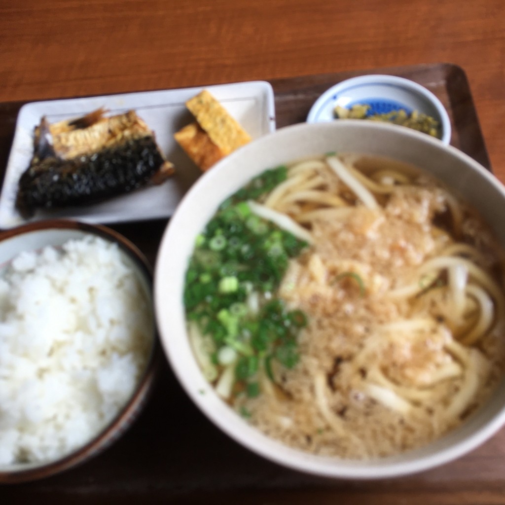 すぅーなさんが投稿した阿恵定食屋のお店庄助うどんの写真