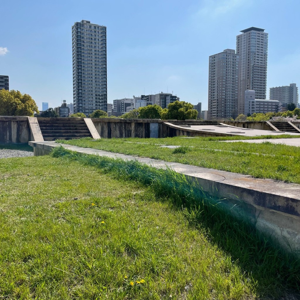 かずくんグルメと旅行さんが投稿した法円坂公園のお店難波宮跡公園/ナニワノミヤアトコウエンの写真