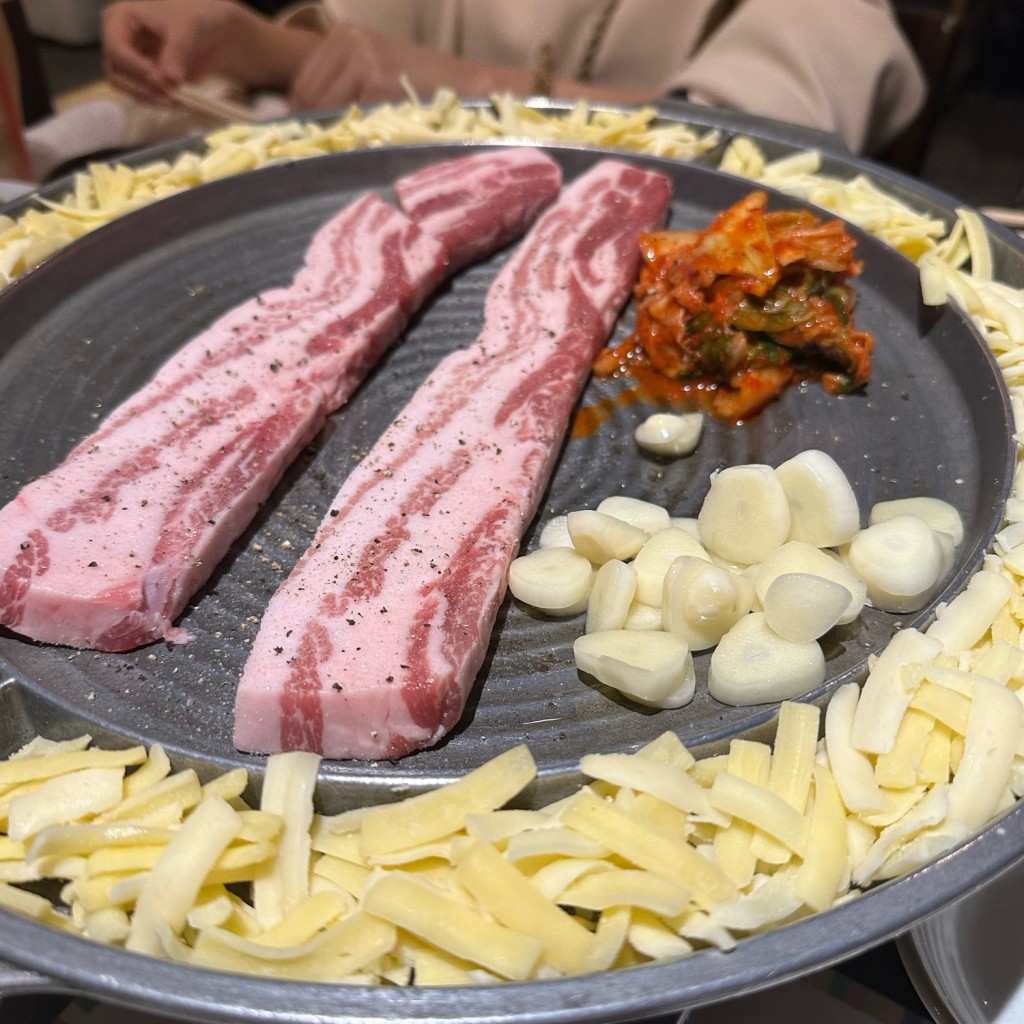 ユーザーが投稿したチーズサムギョプサルの写真 - 実際訪問したユーザーが直接撮影して投稿した中之島韓国料理わらいやの写真