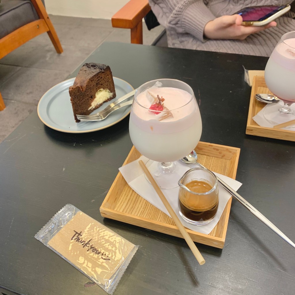 ユダ坊_関西グルメ_カフェ多めさんが投稿した本町カフェのお店COFFEE HOUSE FIELD/コーヒーハウス フィールドの写真