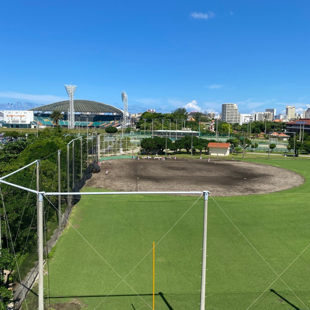 実際訪問したユーザーが直接撮影して投稿した奥武山町体育館 / スポーツ施設沖縄セルラーパーク那覇(那覇市営奥武山屋内運動場)の写真