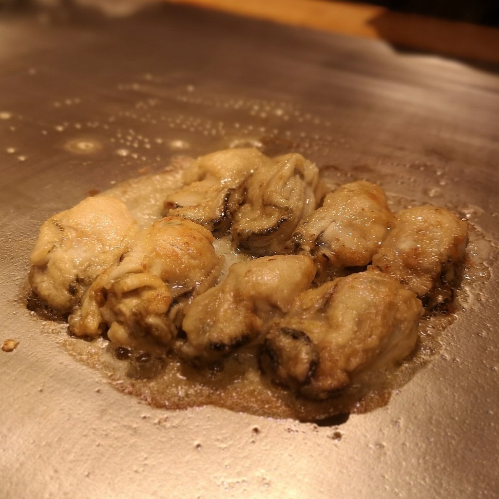 ユーザーが投稿したかきのバター焼きの写真 - 実際訪問したユーザーが直接撮影して投稿した緑町鉄板焼き素敵亭の写真