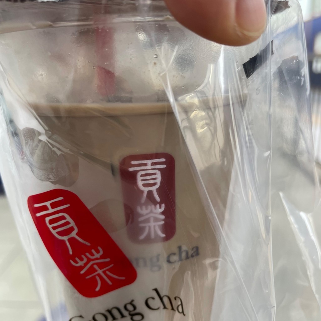 ユーザーが投稿したほうじ茶ミルクティーの写真 - 実際訪問したユーザーが直接撮影して投稿した落合タピオカゴンチャ 小田急多摩センター店の写真