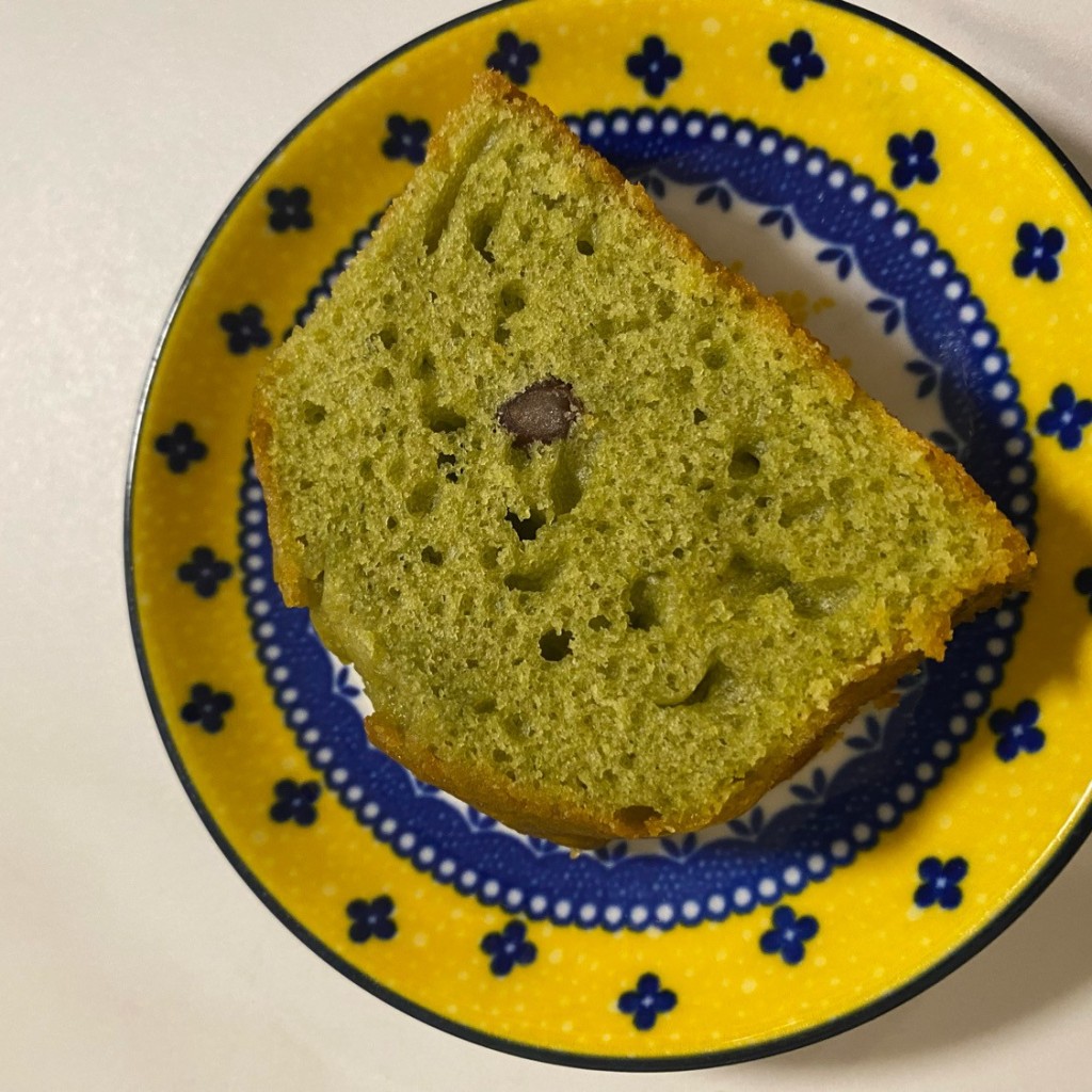 ユーザーが投稿したパウンドケーキ 抹茶の写真 - 実際訪問したユーザーが直接撮影して投稿した西神田カフェCAFE&BAKERY MIYABI 神保町店の写真