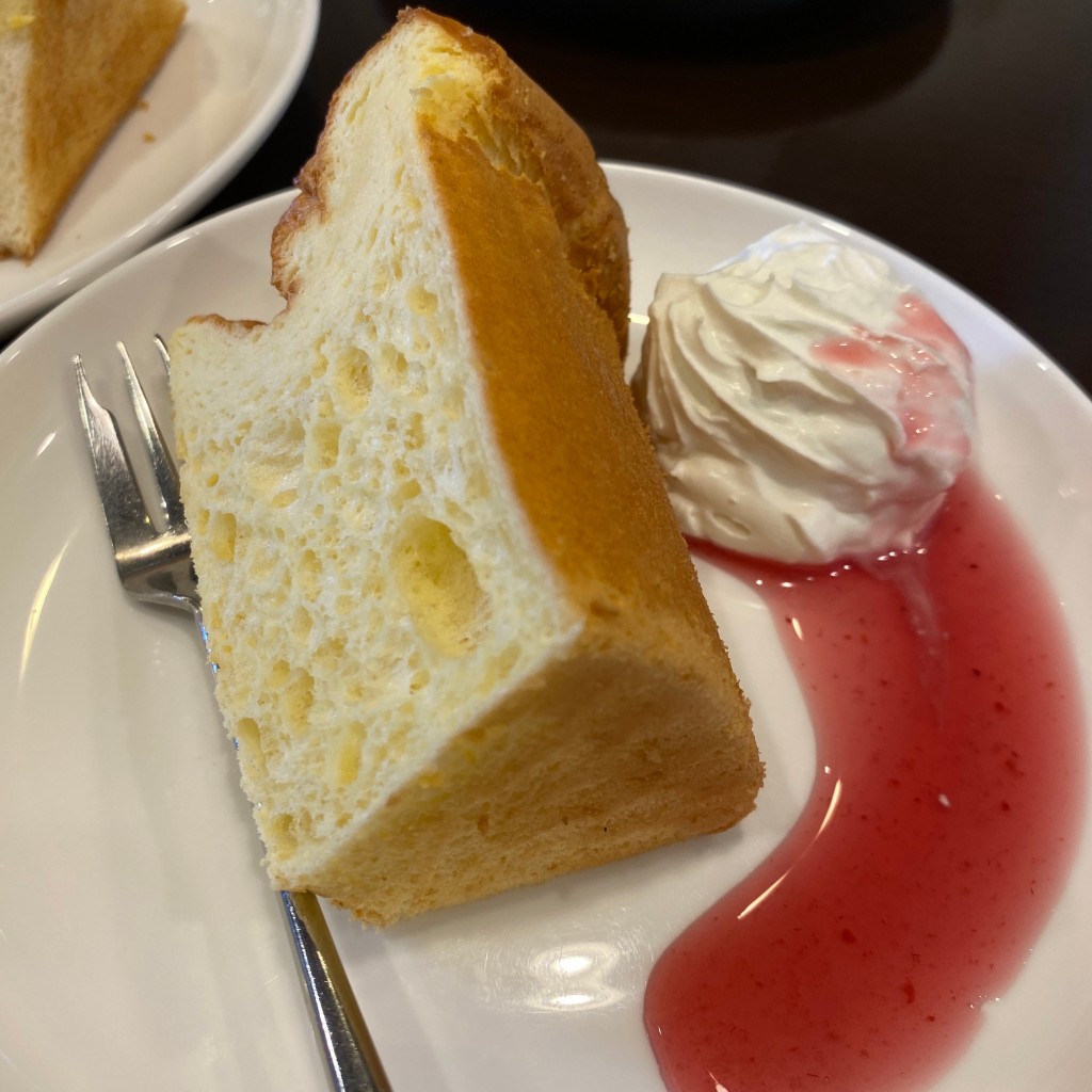 ユーザーが投稿した自家製シフォンケーキの写真 - 実際訪問したユーザーが直接撮影して投稿した三津屋北カフェかみすばし珈琲の写真