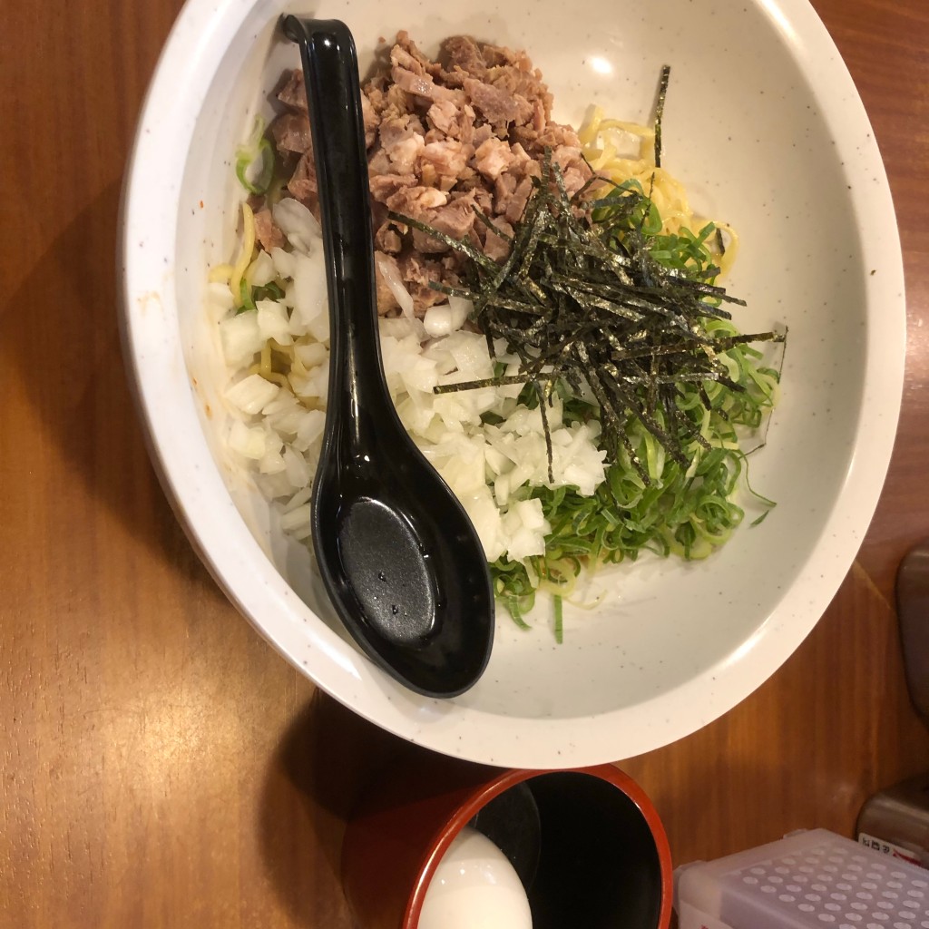 ユーザーが投稿したまぜめんの写真 - 実際訪問したユーザーが直接撮影して投稿した新宿ラーメン / つけ麺とんこつラーメン 博多風龍 新宿東口店の写真