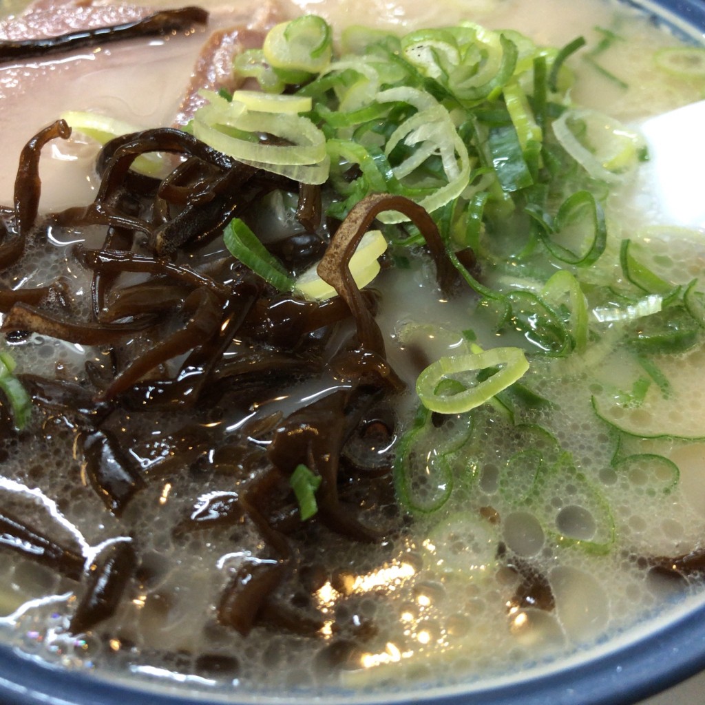 ユーザーが投稿したラーメンの写真 - 実際訪問したユーザーが直接撮影して投稿した博多駅前ラーメン専門店しばらくラーメン 祇園店の写真