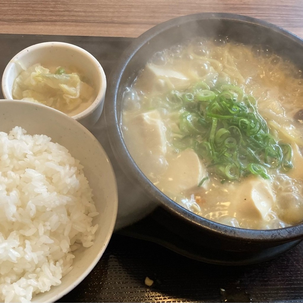 魔法びんさんが投稿した上泉町韓国料理のお店カルビ丼とスン豆腐専門店 韓丼 新居浜店/カルビドントスンドゥブセンモンテン ハンドン ニイハマテンの写真