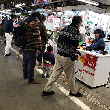 実際訪問したユーザーが直接撮影して投稿した新浜町魚介 / 海鮮料理塩釜仲卸市場 マイ海鮮丼コーナーの写真