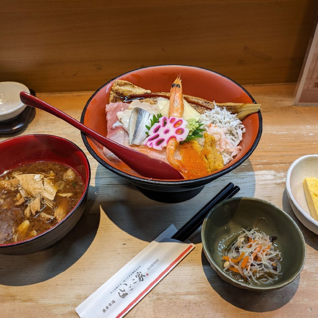 ひいさんださんが投稿した名駅魚介 / 海鮮料理のお店いごこ家 名駅店/イゴコチの写真