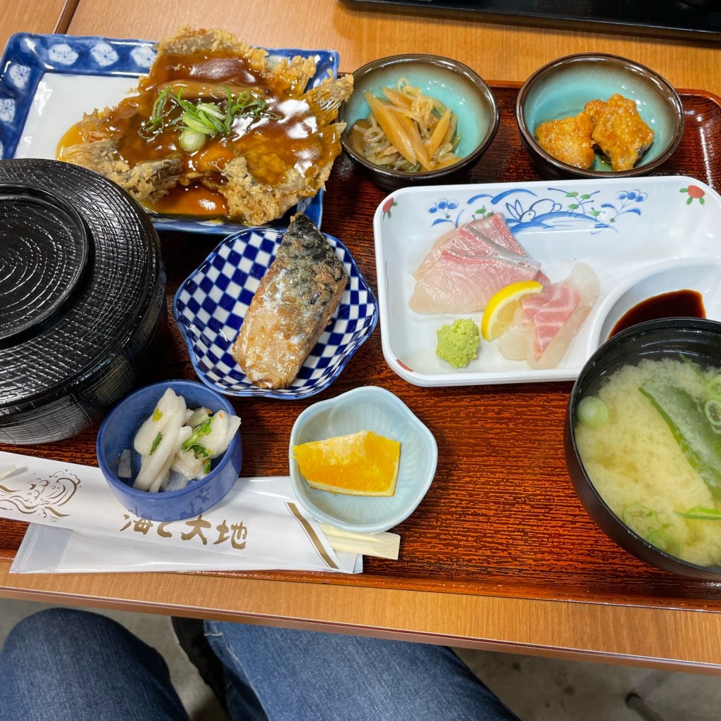 ユーザーが投稿した海と大地定食の写真 - 実際訪問したユーザーが直接撮影して投稿した響町定食屋若松食堂の写真