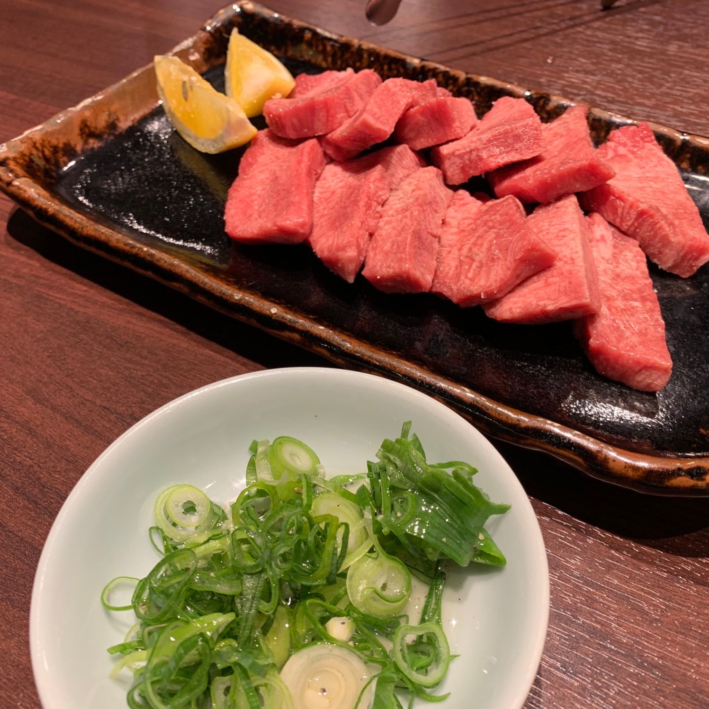ユーザーが投稿した厚切りタンの写真 - 実際訪問したユーザーが直接撮影して投稿した尾花川肉料理平和亭の写真