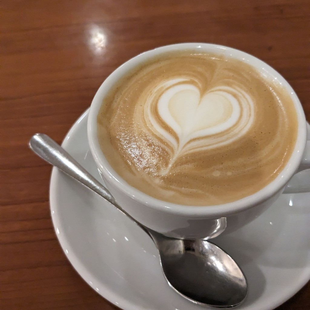 ユーザーが投稿したカフェラテコーヒーの写真 - 実際訪問したユーザーが直接撮影して投稿した千駄木コーヒー専門店エスプレッソファクトリーの写真