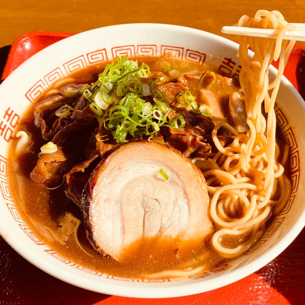 グルメリポートさんが投稿した八万町ラーメン / つけ麺のお店ラーメン屋 3の3/ラーメンヤサンノサンの写真