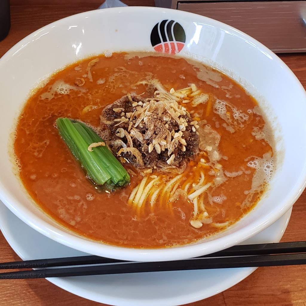 ユーザーが投稿した担々麺(汁あり)の写真 - 実際訪問したユーザーが直接撮影して投稿した上里ラーメン / つけ麺麺場 さかきやの写真