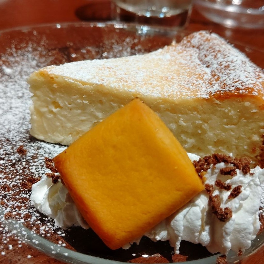 ユーザーが投稿したバスクチーズケーキの写真 - 実際訪問したユーザーが直接撮影して投稿した野沢洋食洋食堂Kの写真