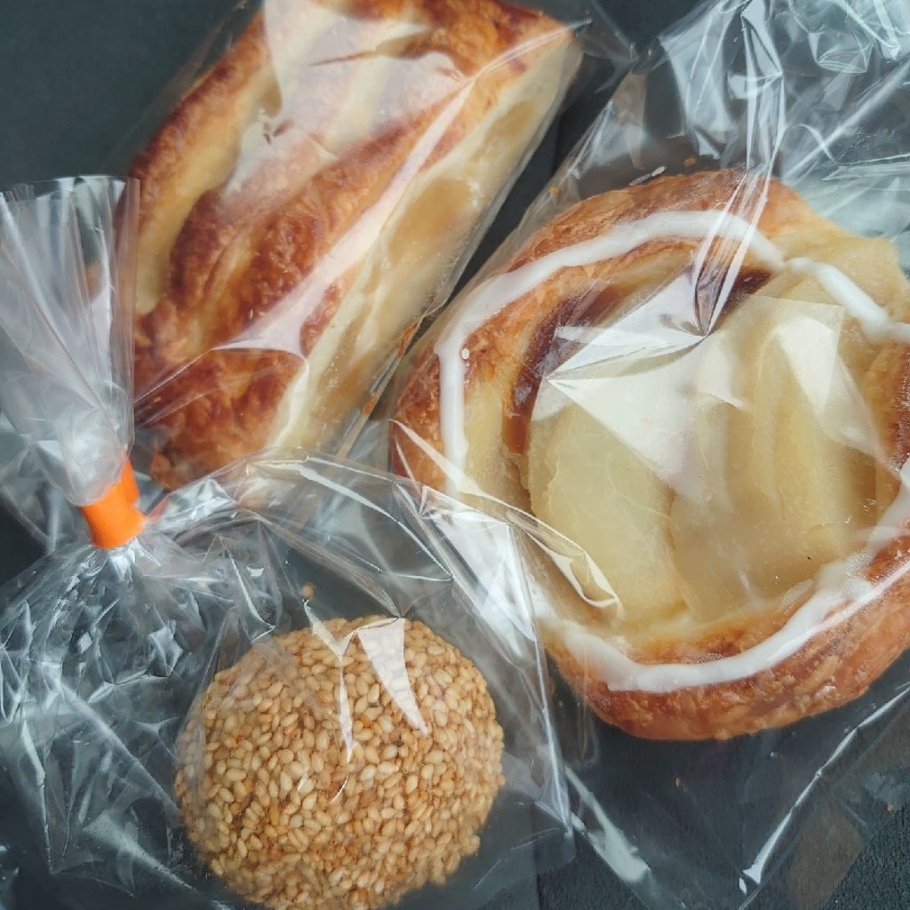 ユーザーが投稿したパン菓子の写真 - 実際訪問したユーザーが直接撮影して投稿した向町ベーカリーララ・セサミの写真