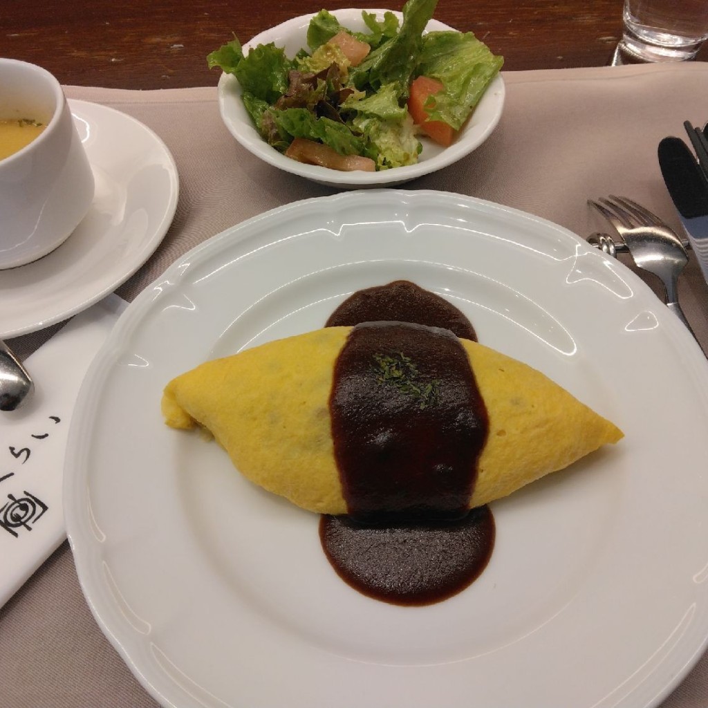 ユーザーが投稿したオムライスセット(デの写真 - 実際訪問したユーザーが直接撮影して投稿した湯島洋食厳選洋食 さくらいの写真