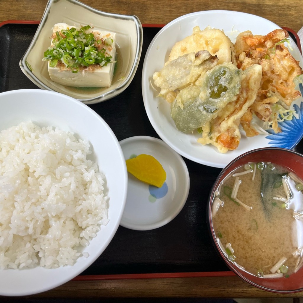 実際訪問したユーザーが直接撮影して投稿した因島田熊町定食屋あづま食堂の写真