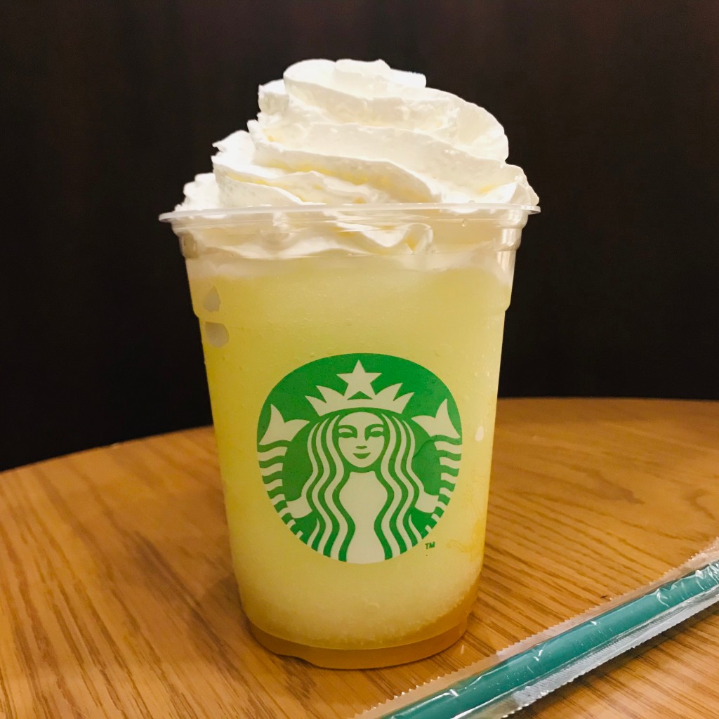 ユーザーが投稿したコールドブリューコーヒーフローズンレモネードの写真 - 実際訪問したユーザーが直接撮影して投稿したレイクタウンカフェスターバックスコーヒー 越谷イオンレイクタウン mori 1階店の写真