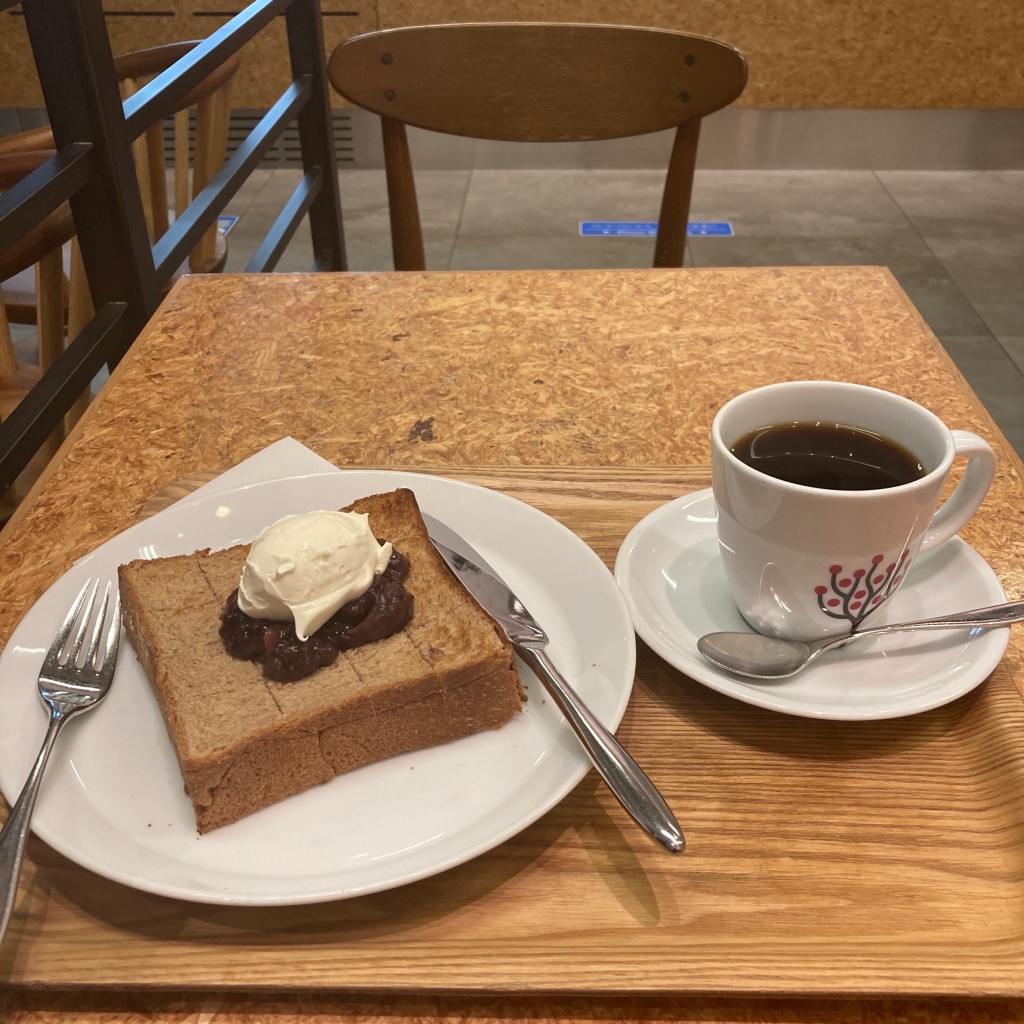 tabebitoさんが投稿した丸の内カフェのお店カフェ レクセル 東京国際フォーラム店/カフェレクセルトウキョウコクサイフォーラムテンの写真