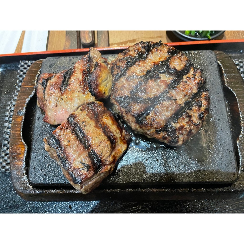 くじら肉さんが投稿した下地町ステーキのお店感動の肉と米 豊橋下地店/カンドウノニクトコメ トヨハシシモジテンの写真