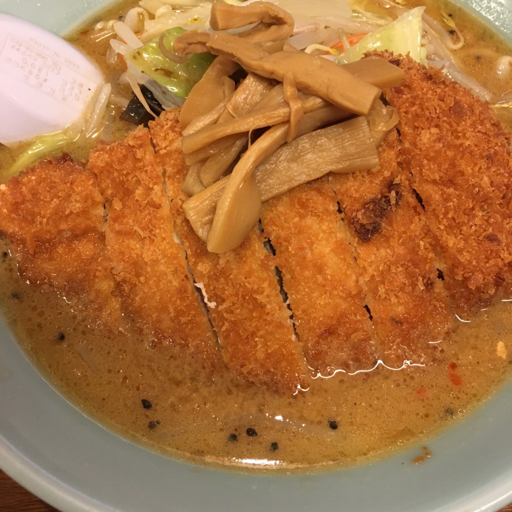 ユーザーが投稿した味噌とんかつラーメンの写真 - 実際訪問したユーザーが直接撮影して投稿した西本町中華料理楼蘭の写真