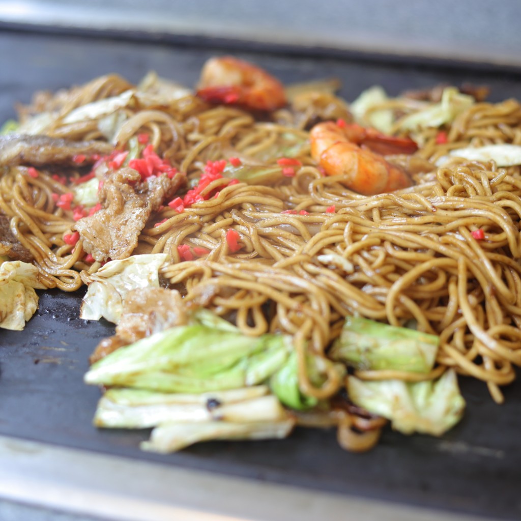 ユーザーが投稿した焼きそばの写真 - 実際訪問したユーザーが直接撮影して投稿した下弁天町お好み焼き花こまの写真