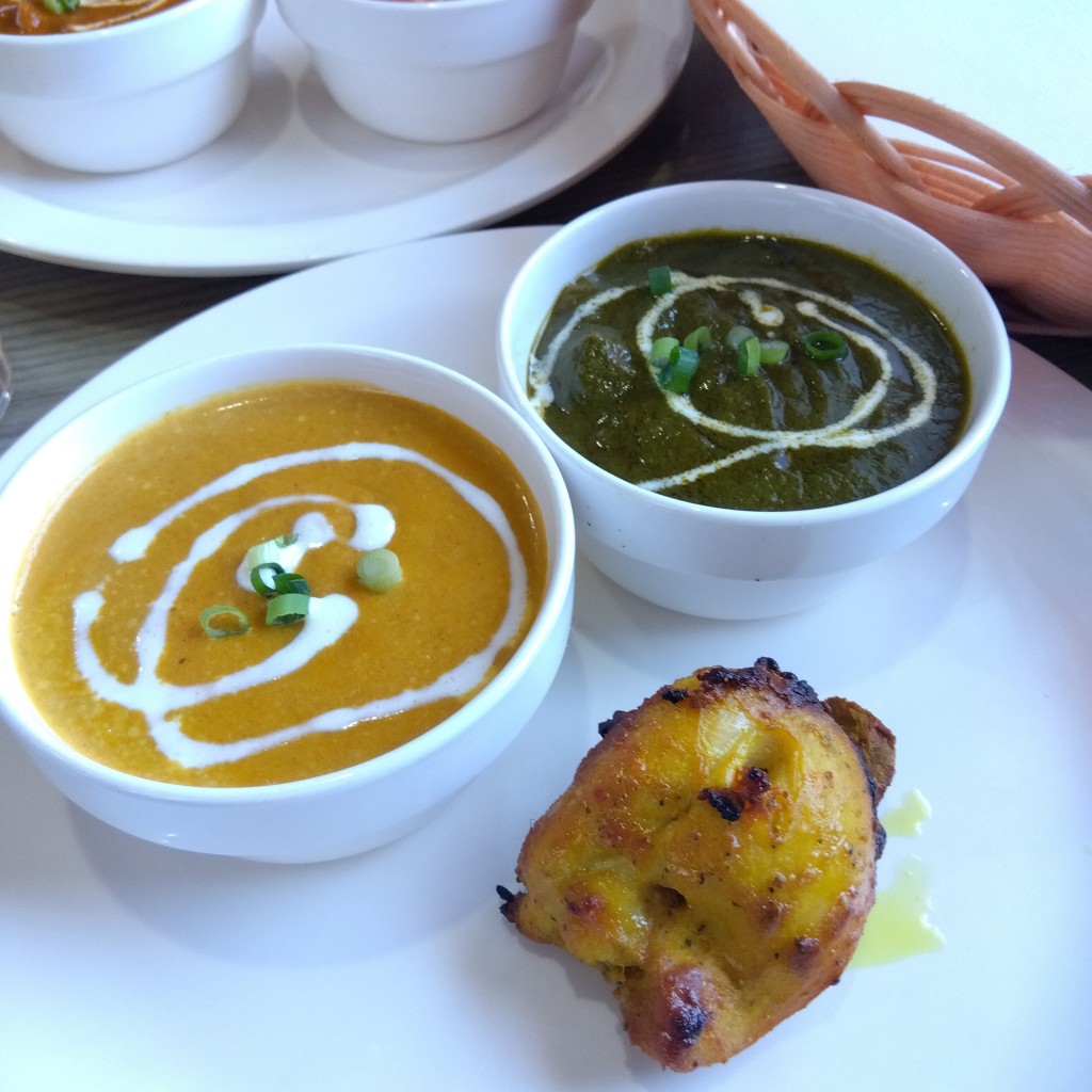 ユーザーが投稿した2種類カレーセットの写真 - 実際訪問したユーザーが直接撮影して投稿した住吉町インド料理アルナパレスの写真