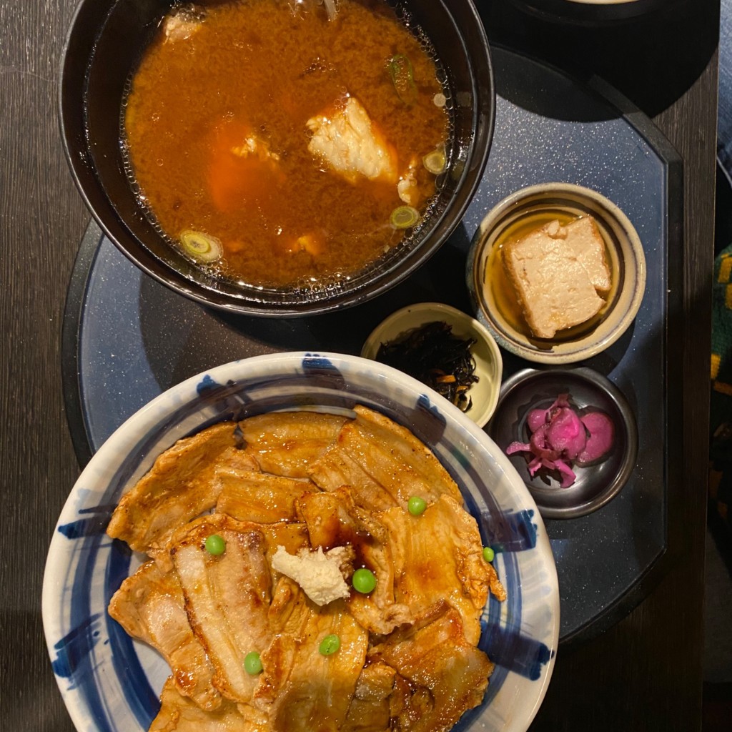 ユーザーが投稿した樽の満足定食の写真 - 実際訪問したユーザーが直接撮影して投稿した穂積居酒屋小樽食堂 穂積店の写真