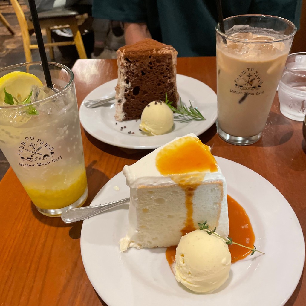 _0non_さんが投稿した御幸通カフェのお店Mother Moon Cafe 神戸国際会館店/マザー ムーン カフェ コウベコクサイカイカンテンの写真