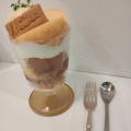 桃パフェ - 実際訪問したユーザーが直接撮影して投稿した鶴舞カフェ菓子店kinariの写真のメニュー情報