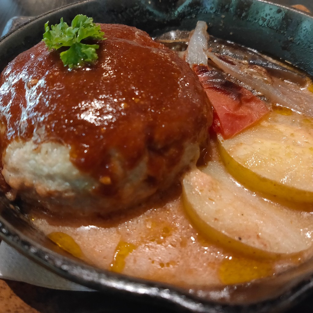 ユーザーが投稿した奥多摩ハンバーグの写真 - 実際訪問したユーザーが直接撮影して投稿した白丸肉料理森の中のお肉レストラン アースガーデンの写真