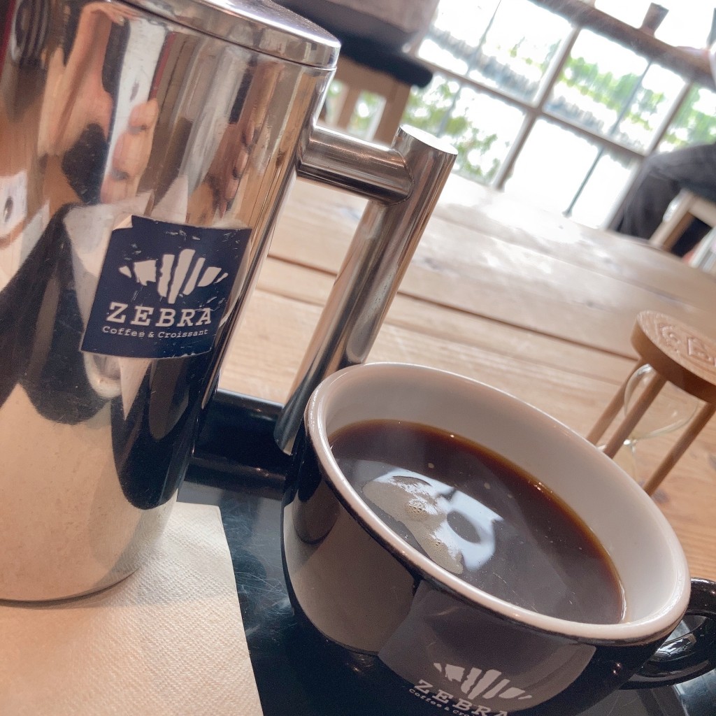 ユーザーが投稿したToday's coffeeフレンチプレス コーヒーの写真 - 実際訪問したユーザーが直接撮影して投稿した新港カフェゼブラ コーヒーアンドクロワッサン 横浜店の写真