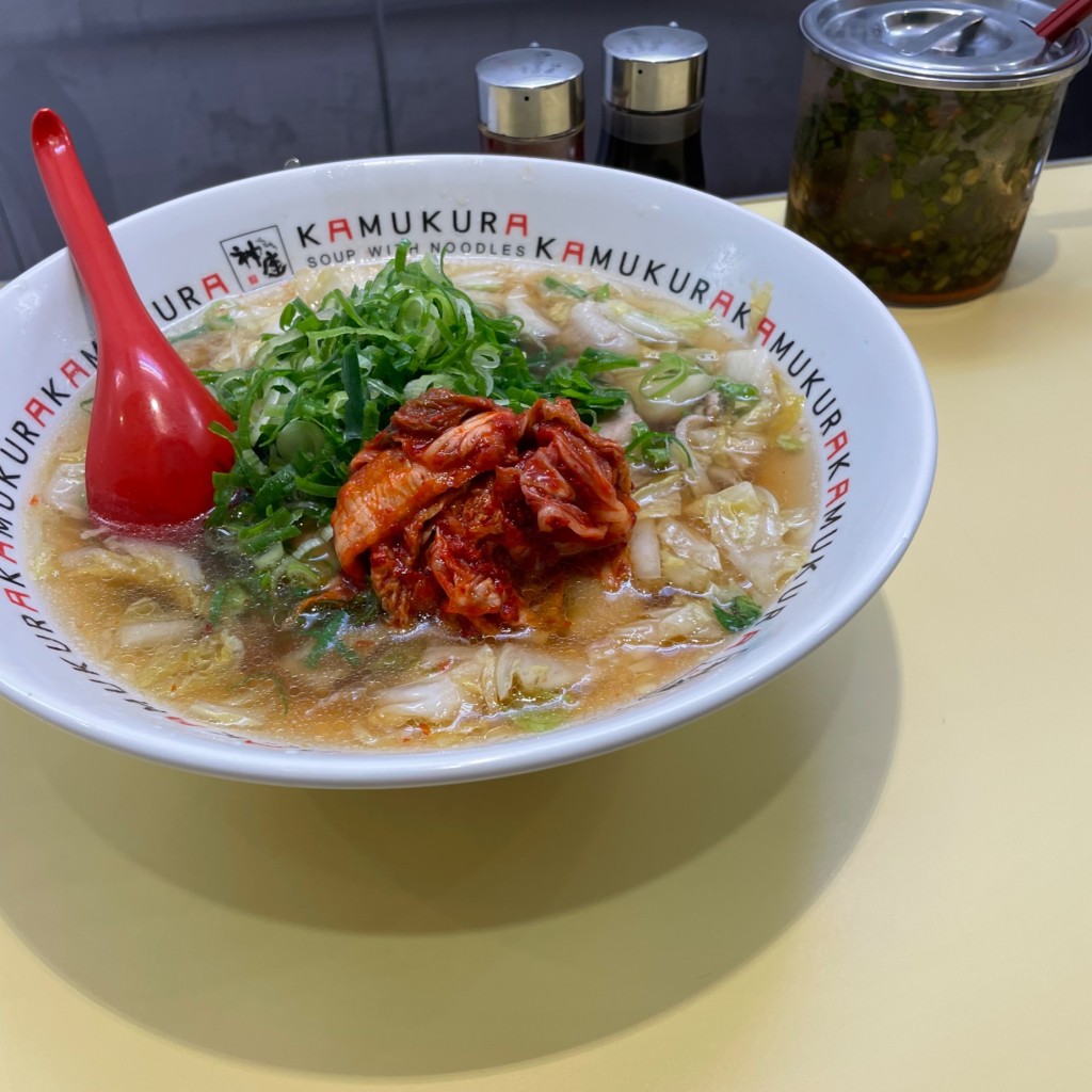 ユーザーが投稿したネギキムチラーメンの写真 - 実際訪問したユーザーが直接撮影して投稿した梅田ラーメン専門店どうとんぼり神座 ルクア大阪店の写真