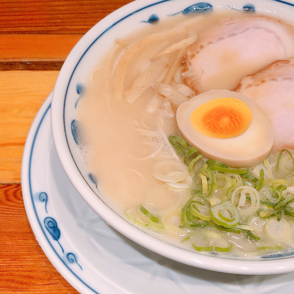 nyashulinさんが投稿した赤堤ラーメン / つけ麺のお店らあめん英 下高井戸店/ラアメンヒデ シモタカイドテンの写真