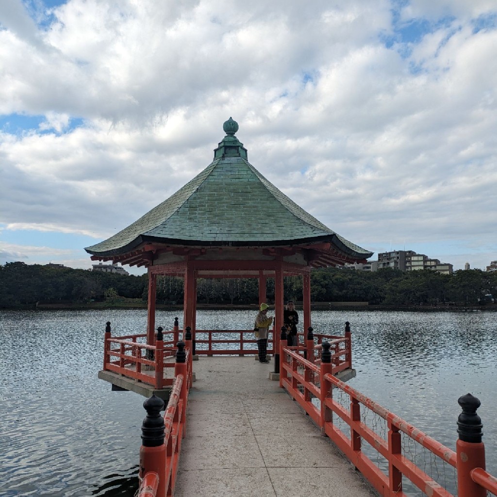 実際訪問したユーザーが直接撮影して投稿した大名地域名所大濠公園 浮見堂の写真