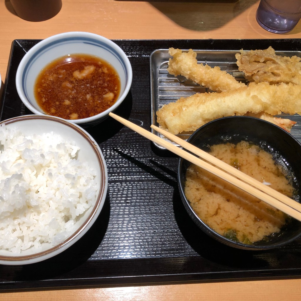 pakupakutomoさんが投稿した三宮町天ぷらのお店天ぷら定食まきの センタープラザ店/テンプラテイショクマキノ センタープラザテンの写真