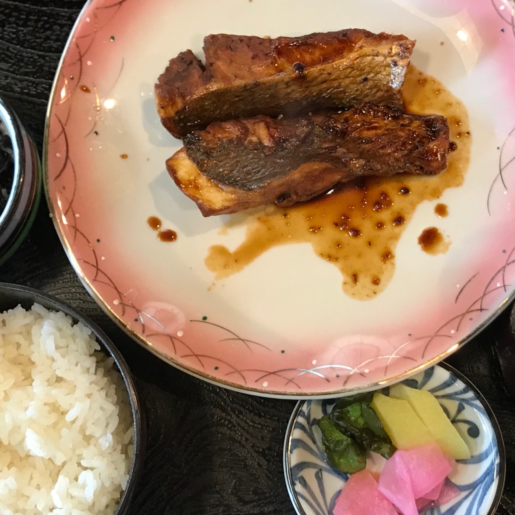 ユーザーが投稿した煮魚定食の写真 - 実際訪問したユーザーが直接撮影して投稿した東美薗定食屋西ふじの写真