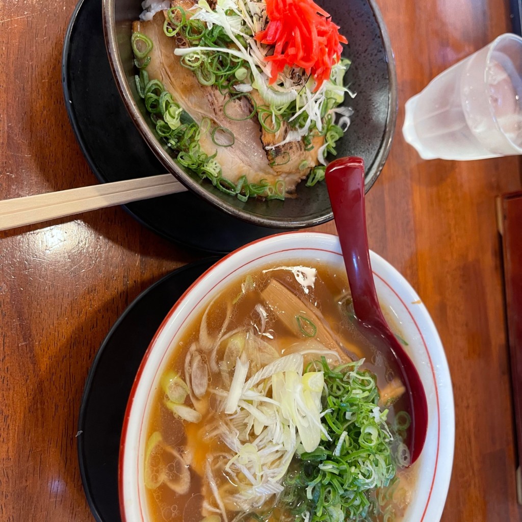 ユーザーが投稿したラーメン· チャーシュー丼セットの写真 - 実際訪問したユーザーが直接撮影して投稿した高屋ラーメン専門店らぁめん 緑屋の写真