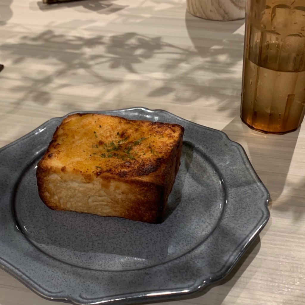 ユーザーが投稿した明太マヨネーズトーストの写真 - 実際訪問したユーザーが直接撮影して投稿した新宿カフェWIRED CAFE ルミネエスト新宿店の写真