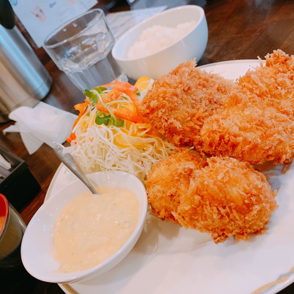 ユーザーが投稿したアジフライ、ミックスフライの写真 - 実際訪問したユーザーが直接撮影して投稿した岩屋北町洋食洋食SAEKIの写真