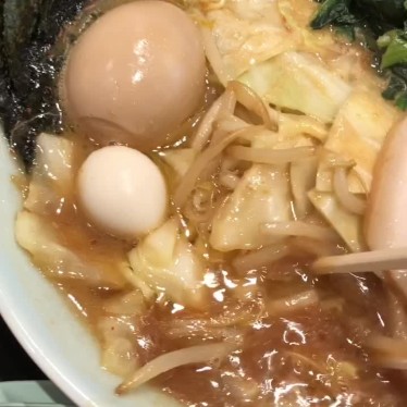 実際訪問したユーザーが直接撮影して投稿した美咲町ラーメン専門店横浜家系ラーメン 町田商店 鶴岡インター店の写真